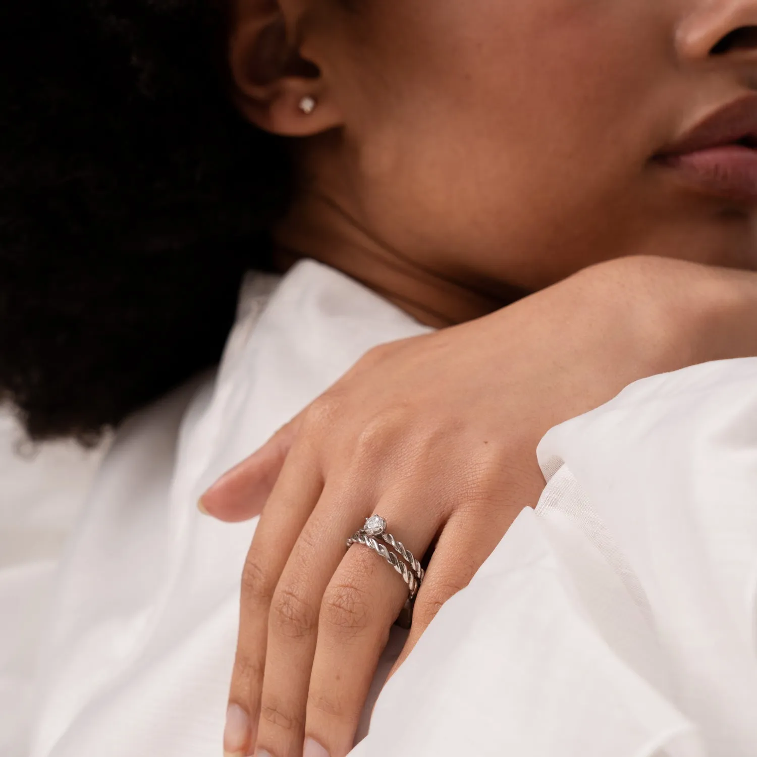 14k Twist Narrative Ring with 0.33ct Diamond