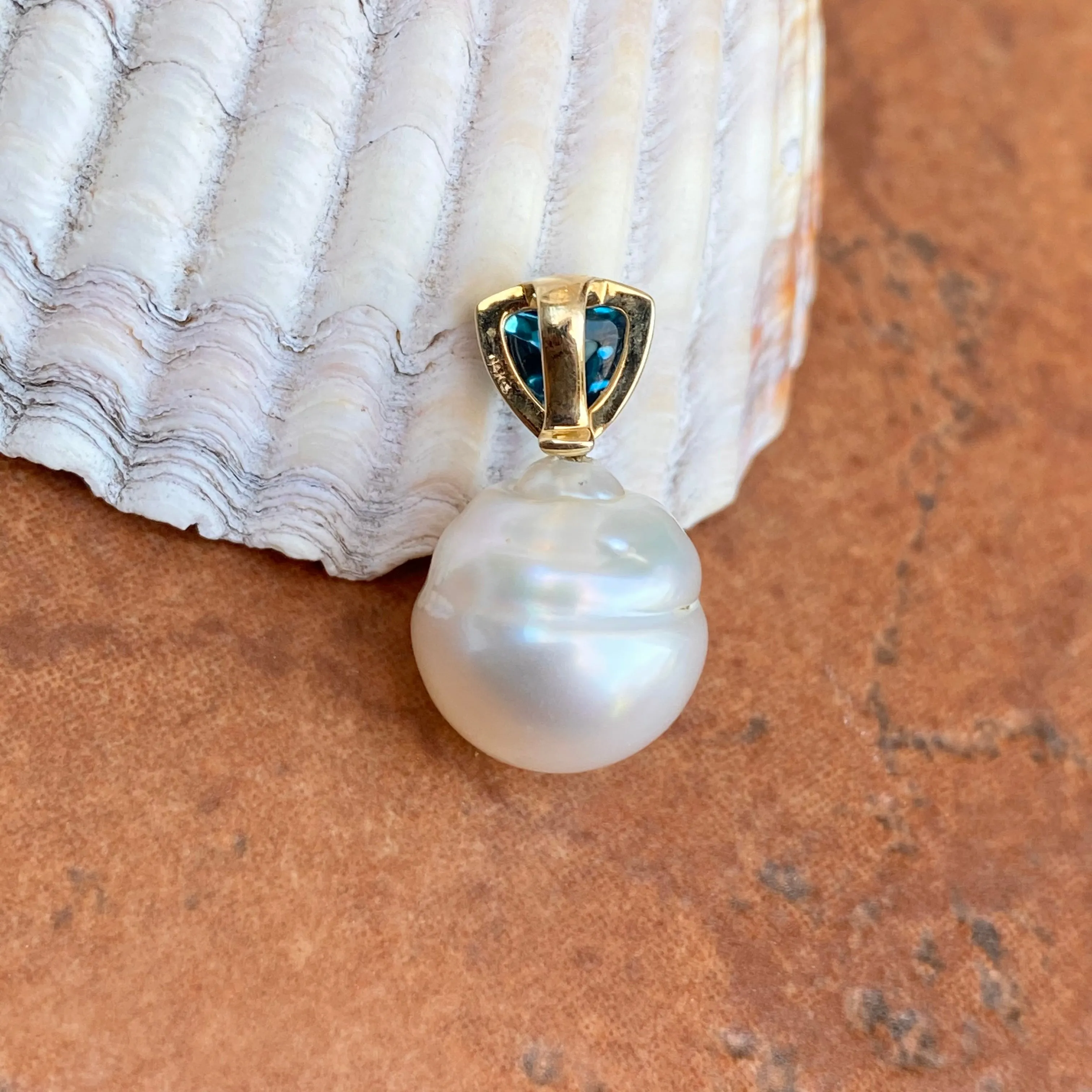 14KT Yellow Gold Blue Topaz   11mm Paspaley Pearl Pendant Charm