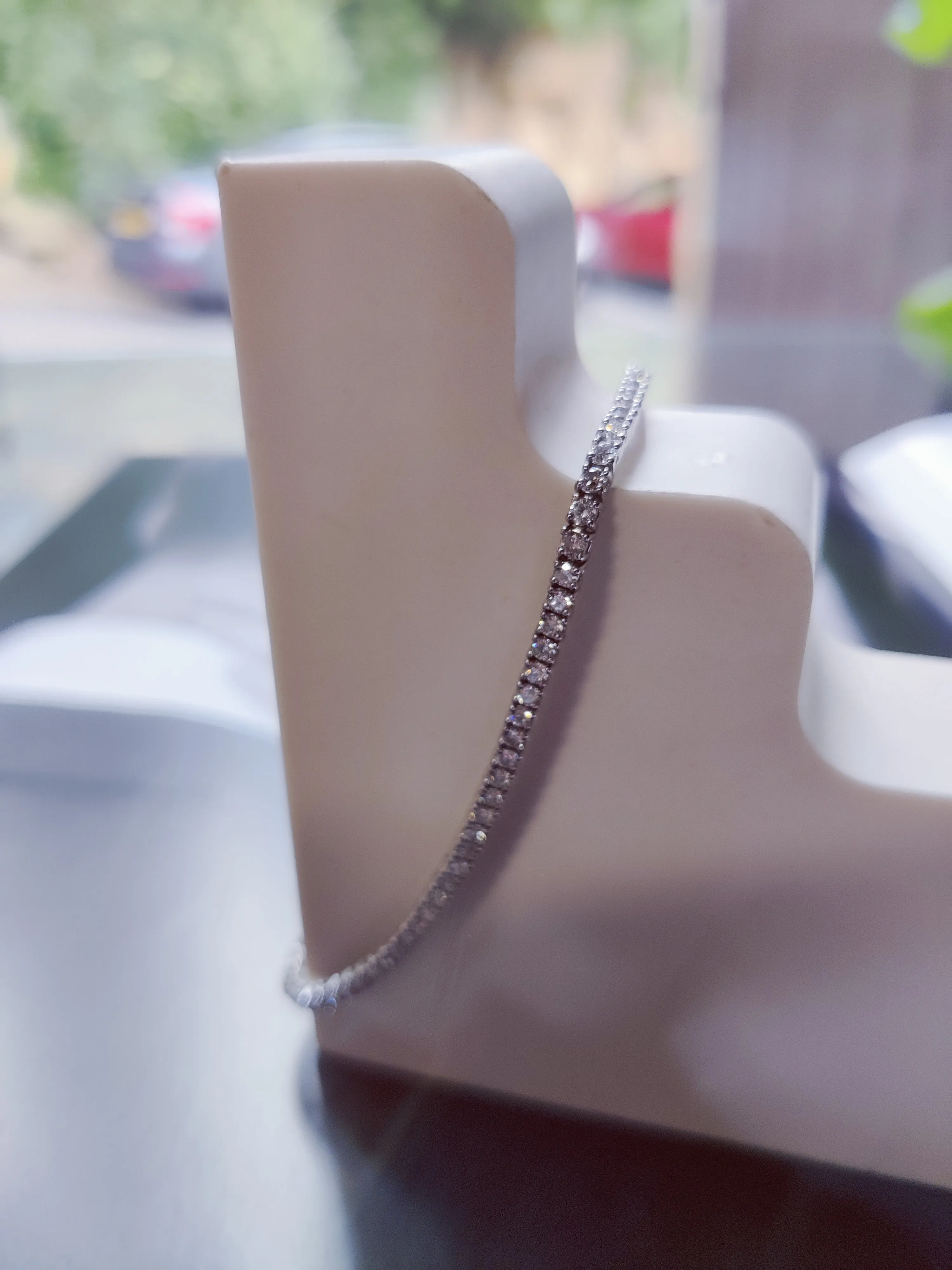 2.17ct tennis bracelet with natural diamonds