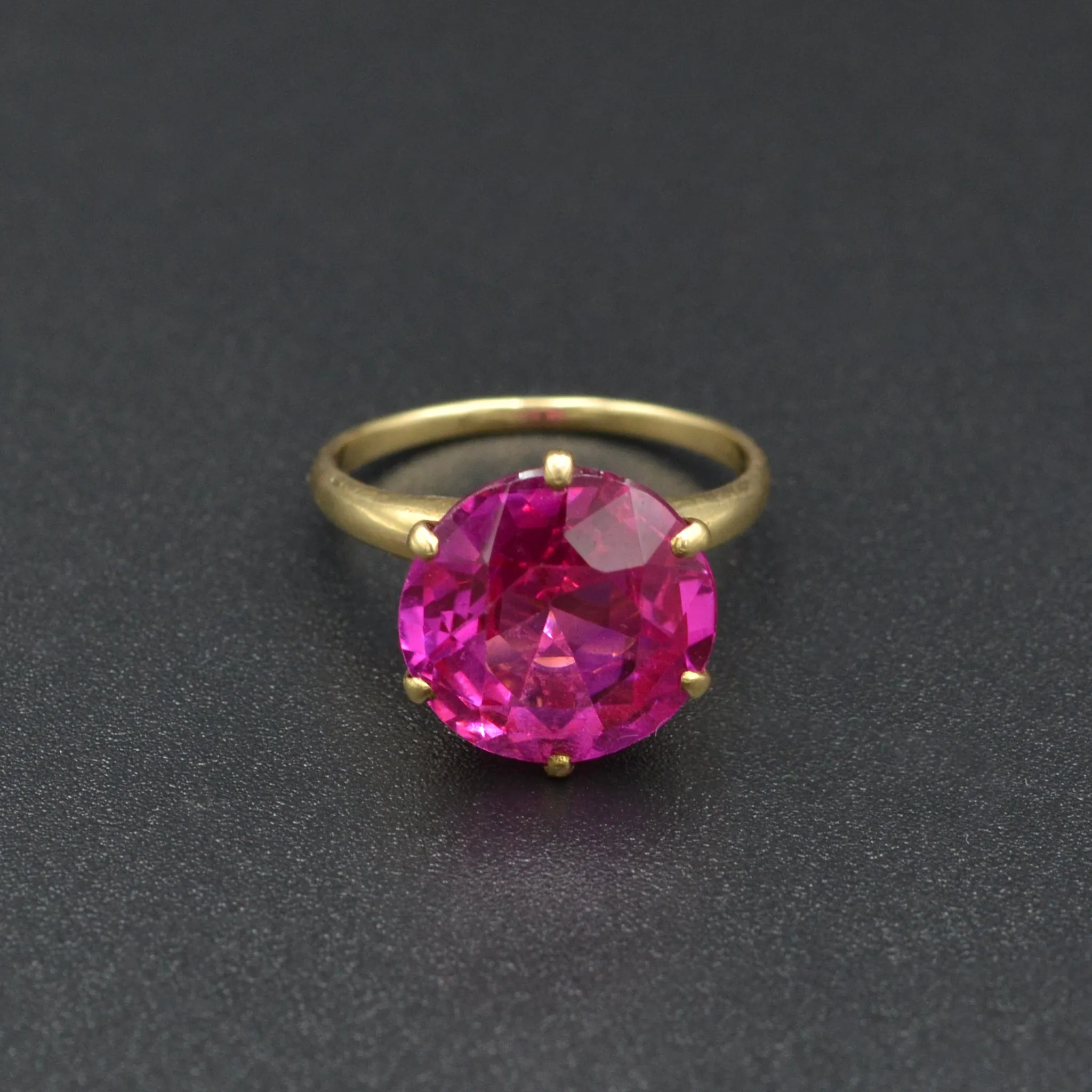 Antique Pink Sapphire and Gold Ring