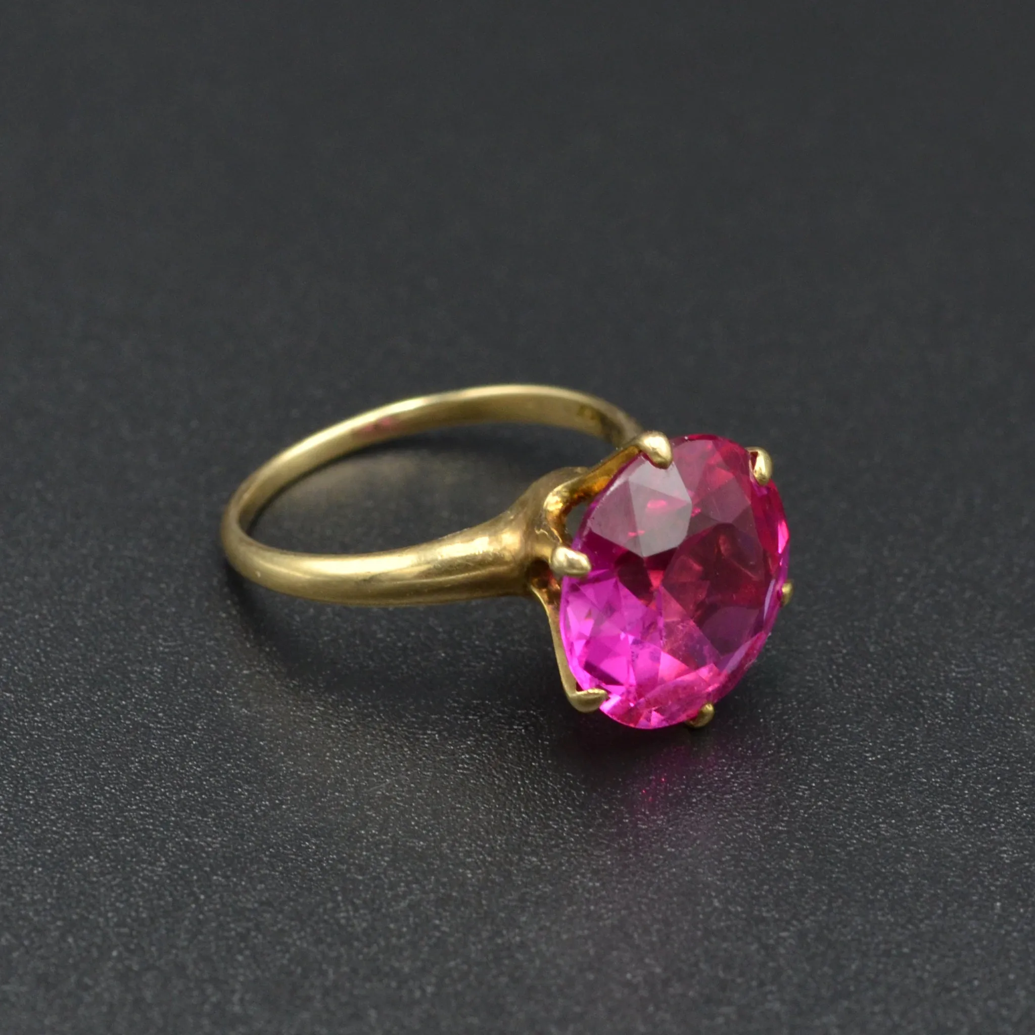 Antique Pink Sapphire and Gold Ring
