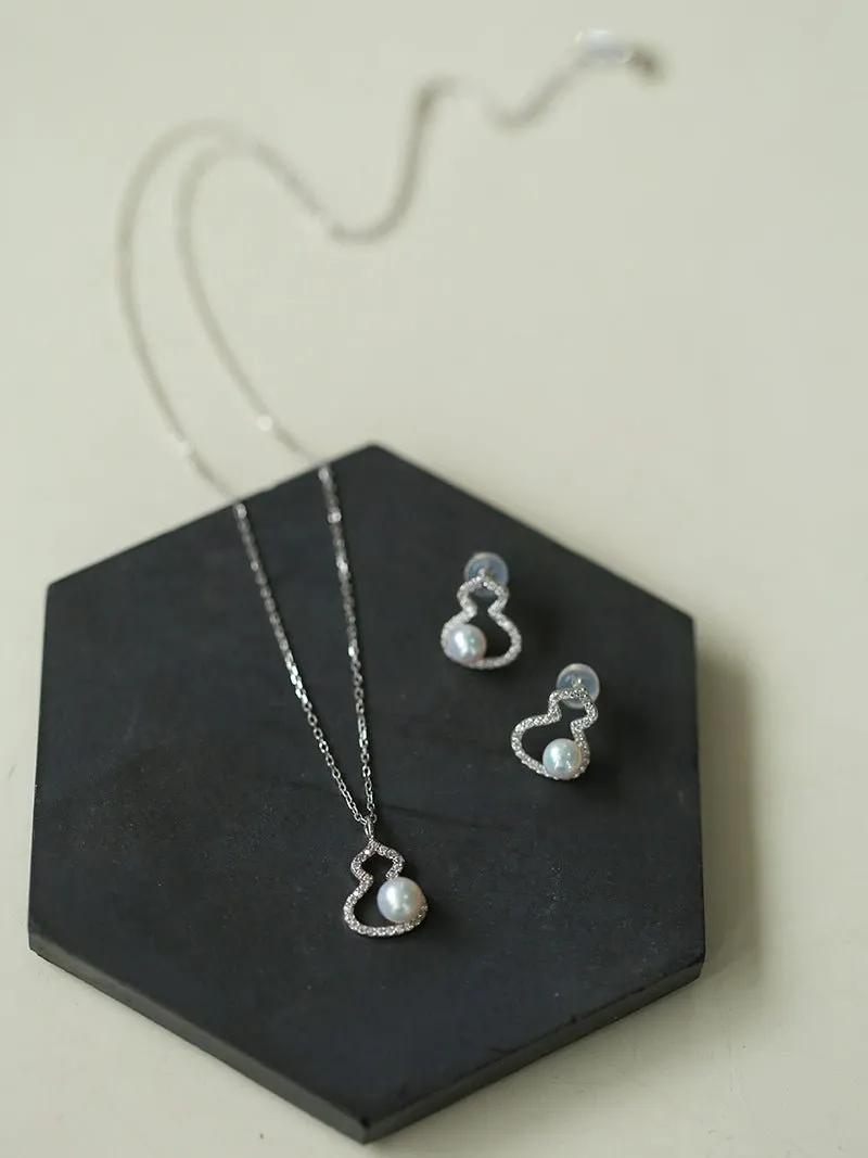 Aurora Freshwater AK Mini Gourd Necklace