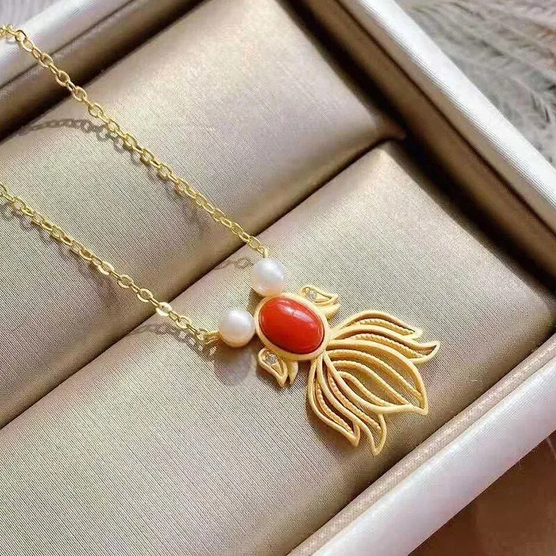 Classical exquisite southern red tourmaline pearl small goldfish pendant