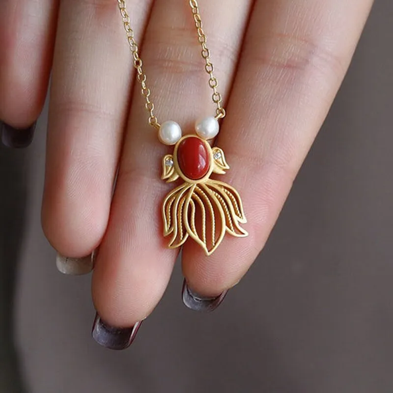 Classical exquisite southern red tourmaline pearl small goldfish pendant