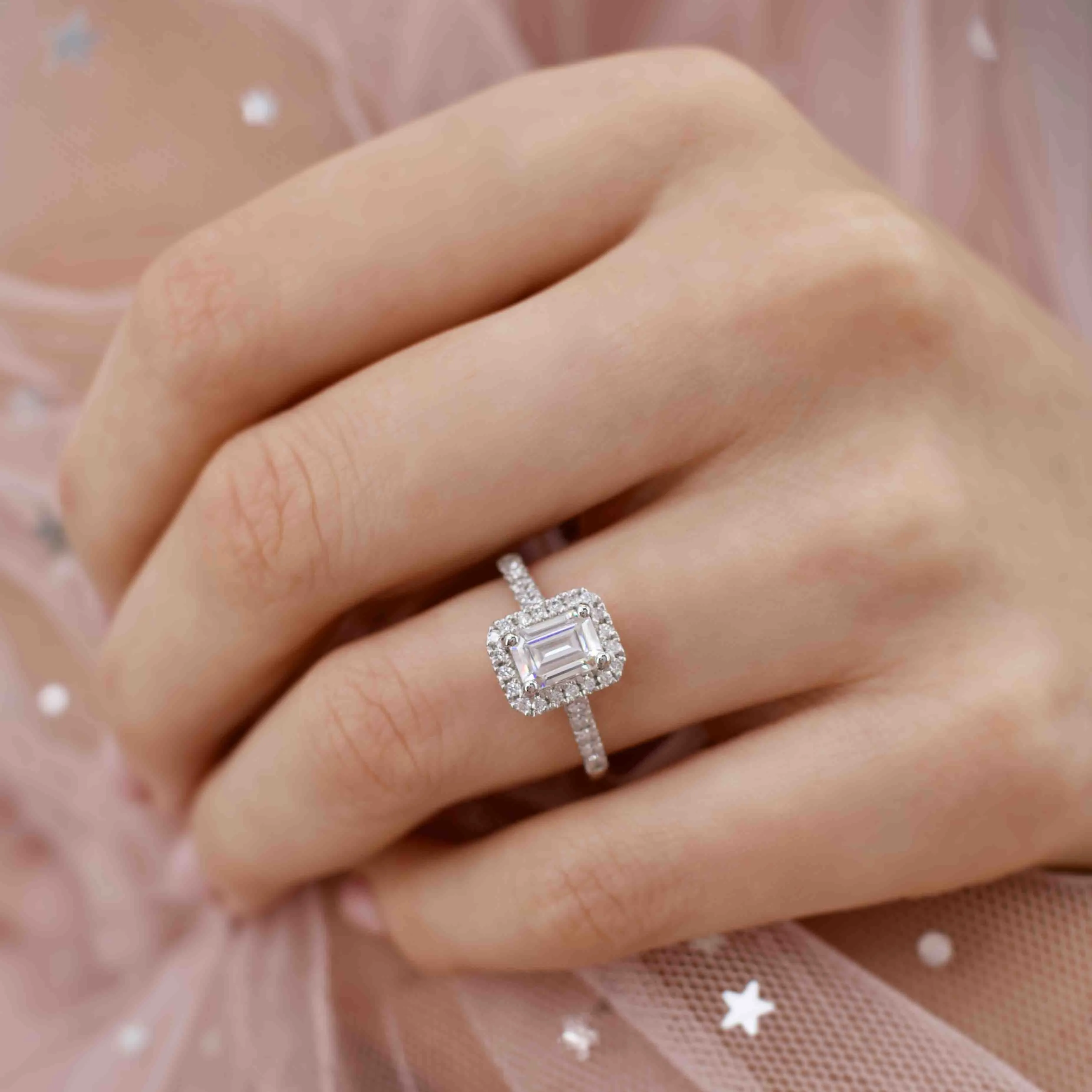 ESME - Emerald Lab-Grown Blue Sapphire & Diamond 18K Rose Gold Halo