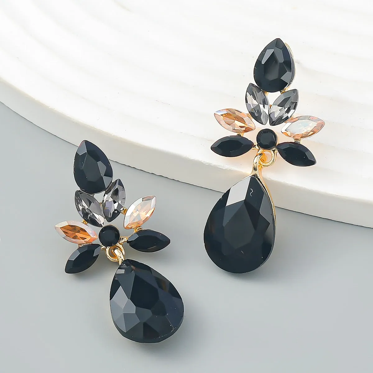 Fashion Metal Water Drop Rhinestone Geometric Earrings Women