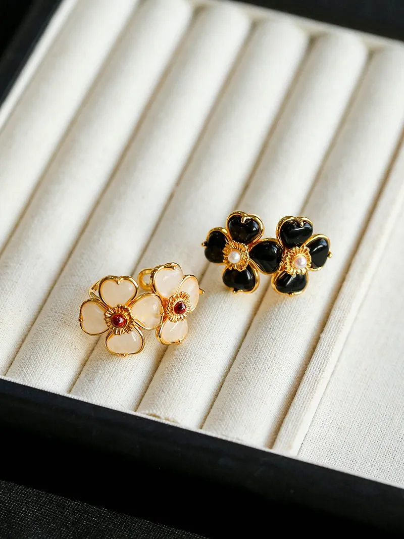 Four-leaf Clover Double Flower Rings