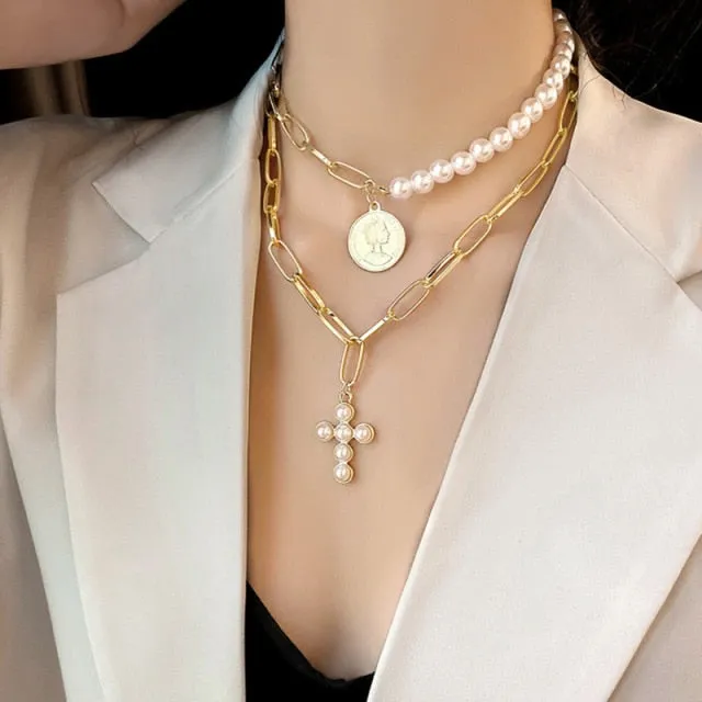 Irregular Pearl Choker Necklaces for Women