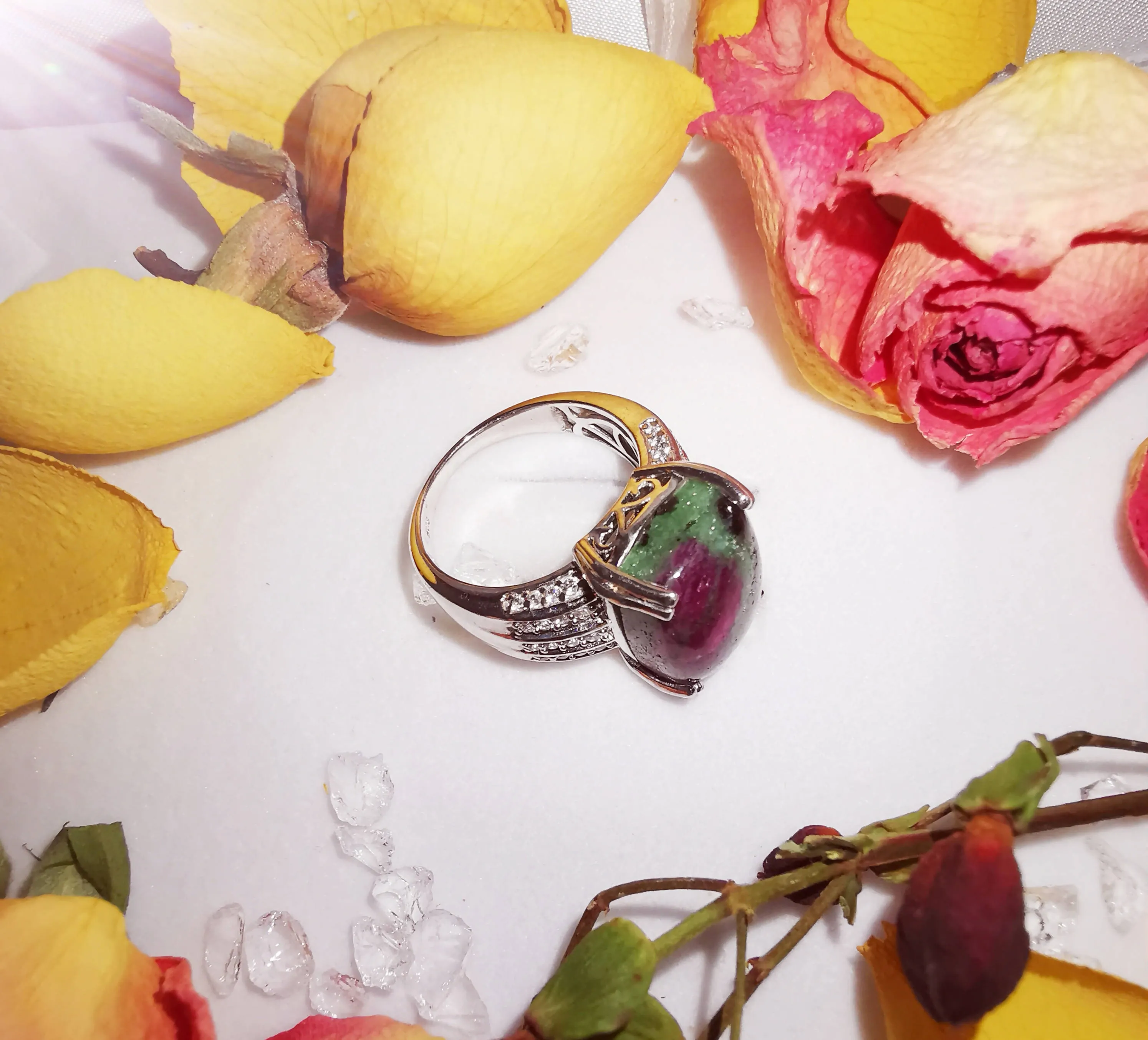 New 925S Ruby Zoisite Cambodian Zircon Ring - 16Cts