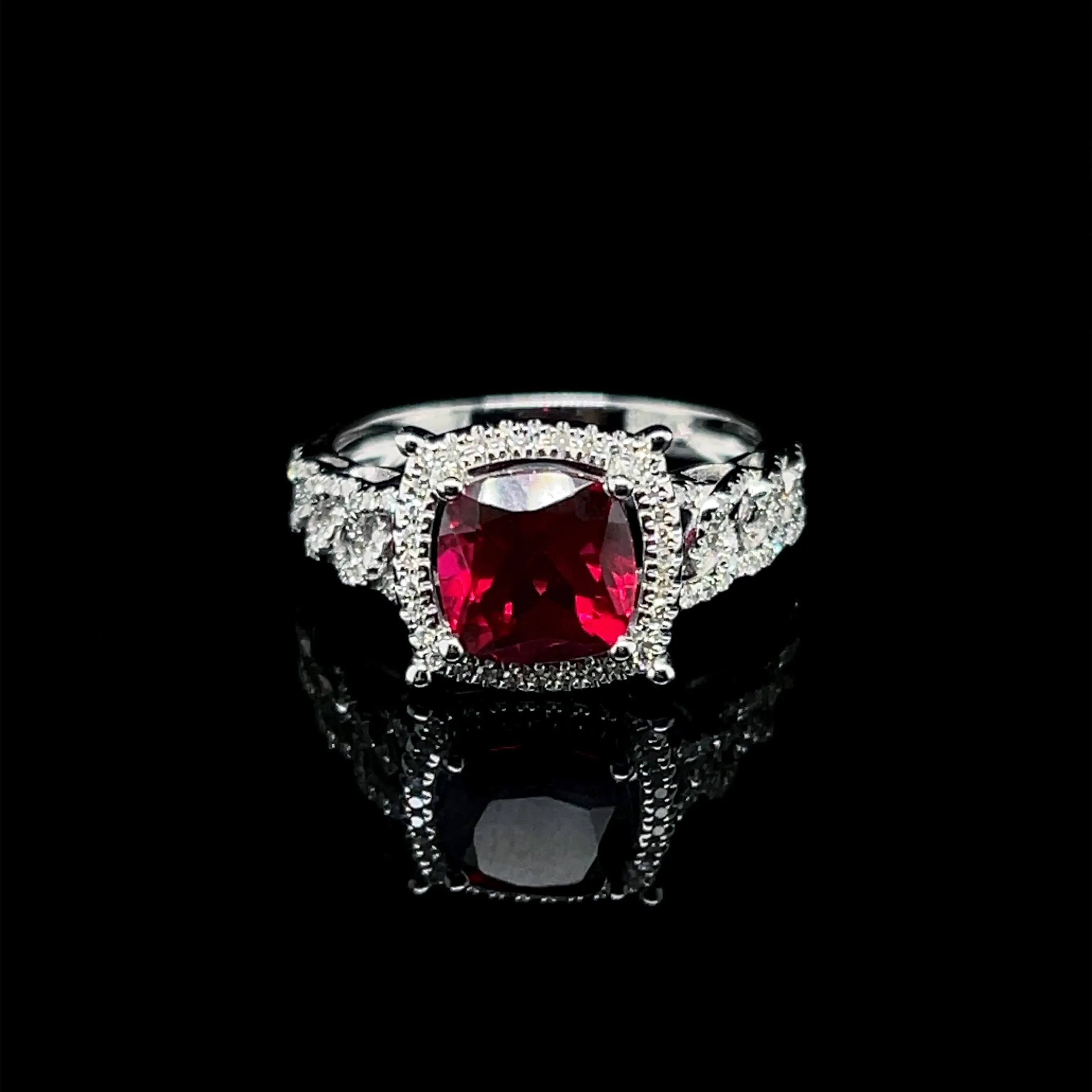 PREORDER | Red Ruby Halo Gemstones Diamond Chain Ring 14kt