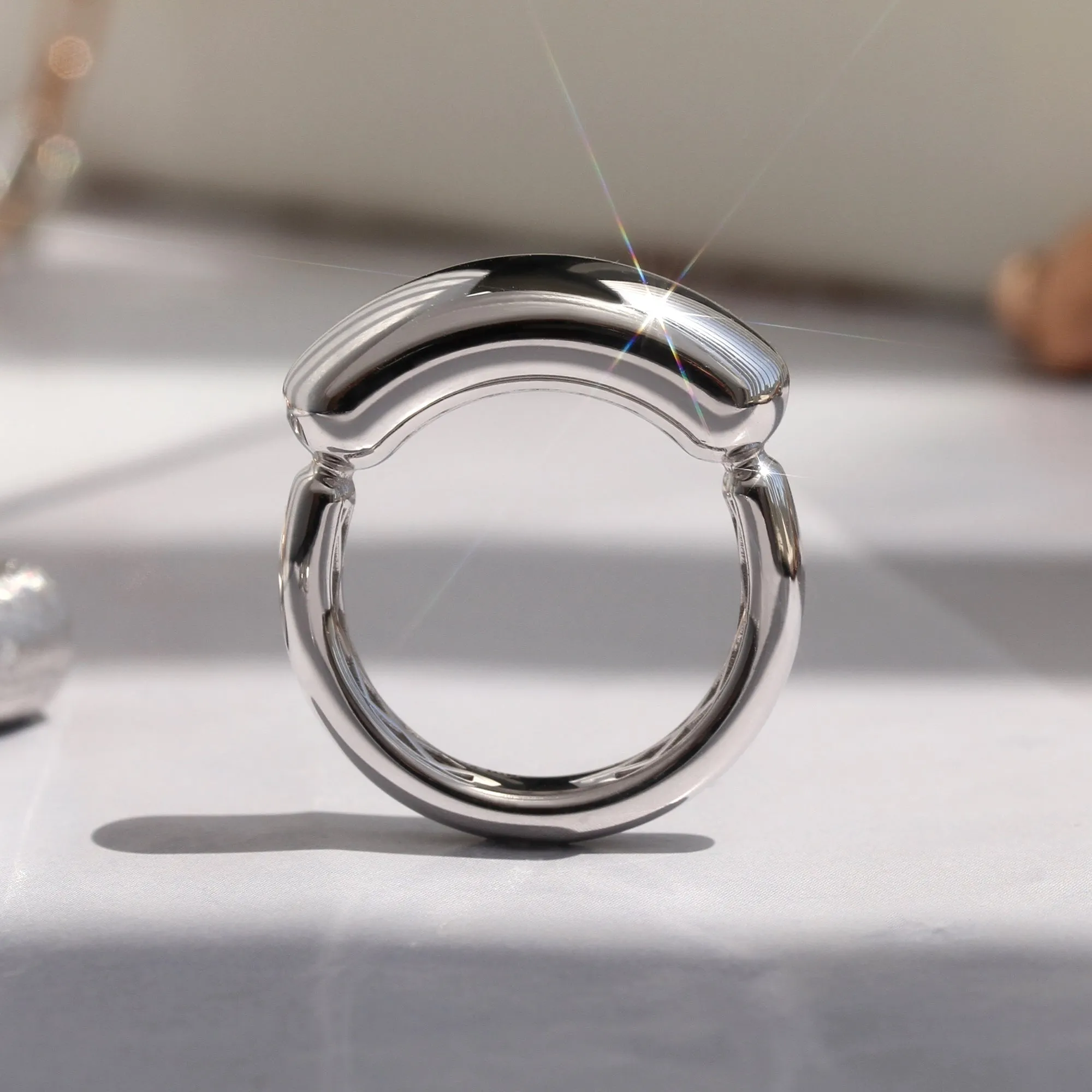 Puffed Shine Gold Bridge Ring