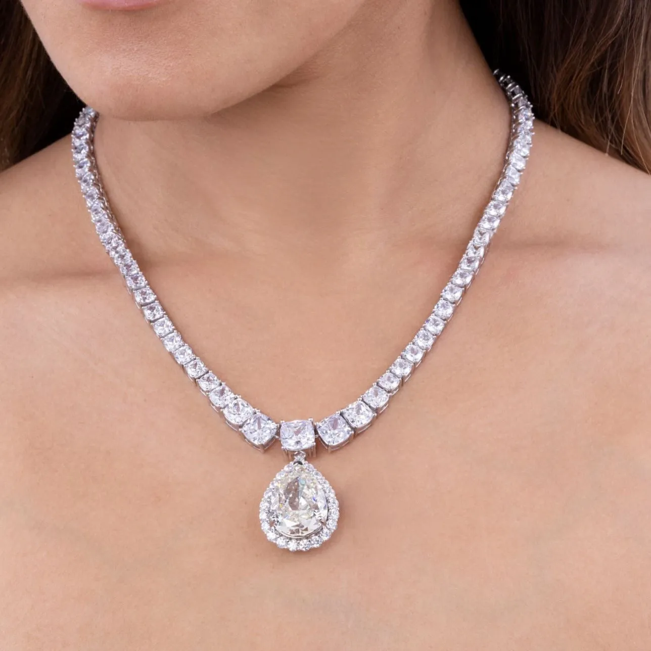 Royal De Luze Crystalline Pendant