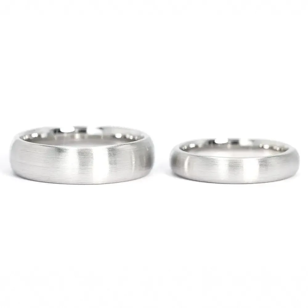 Sateria Satin Brushed Matching Wedding Rings in 18K gold